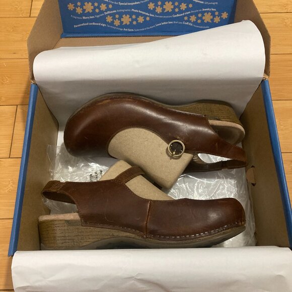 Dansko Maureen Clog - Brown W's 40 Excellent Condition - Picture 3 of 11
